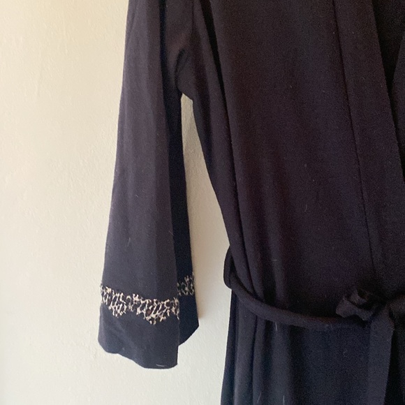 Nightgown and Robe Set - Picture 5 of 10